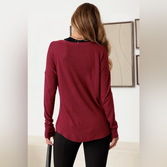 Active USA Burgundy V-Neck Long Sleeve Button Down Cardigan New - Picture 2 of 7